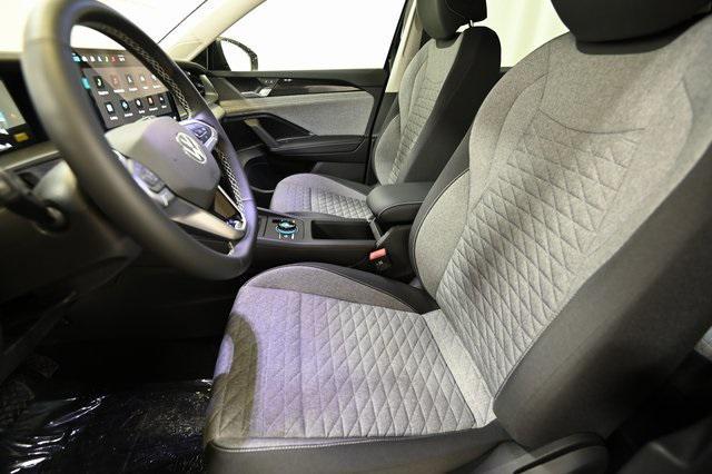 new 2025 Volkswagen Tiguan car, priced at $31,438