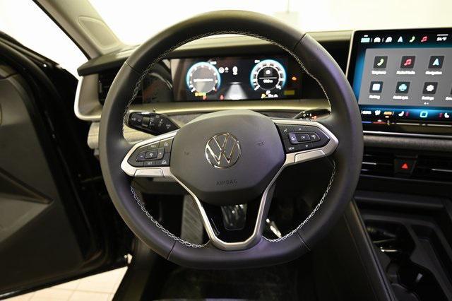 new 2025 Volkswagen Tiguan car, priced at $31,438