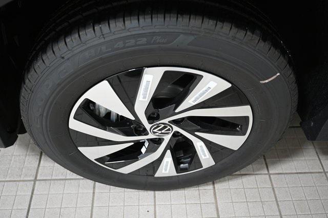 new 2025 Volkswagen Tiguan car, priced at $31,438