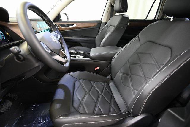 new 2026 Volkswagen Atlas car, priced at $48,101