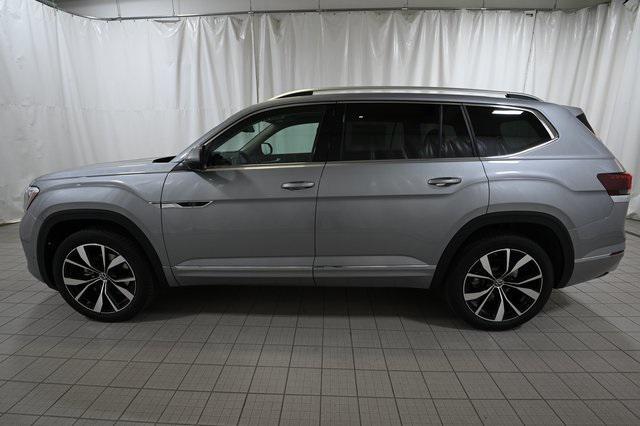 new 2026 Volkswagen Atlas car, priced at $54,685