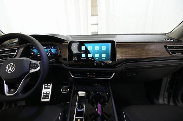 new 2026 Volkswagen Atlas car, priced at $54,685