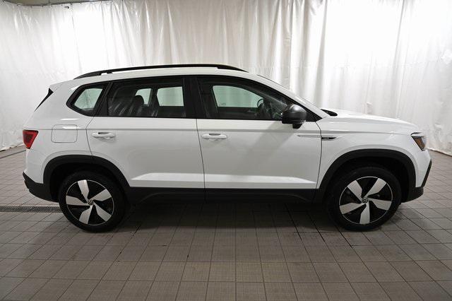 new 2024 Volkswagen Taos car, priced at $24,789