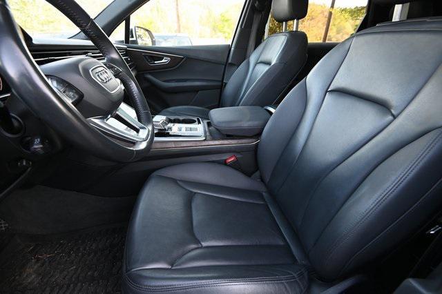 used 2020 Audi Q7 car, priced at $27,990
