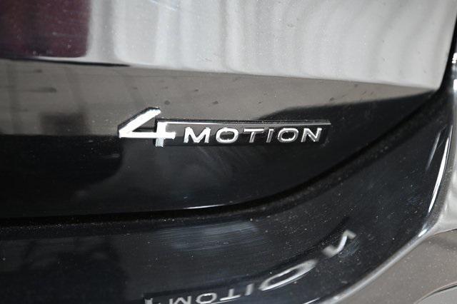 new 2025 Volkswagen Tiguan car, priced at $35,180