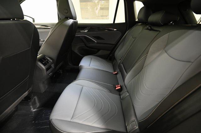new 2025 Volkswagen Tiguan car, priced at $37,438