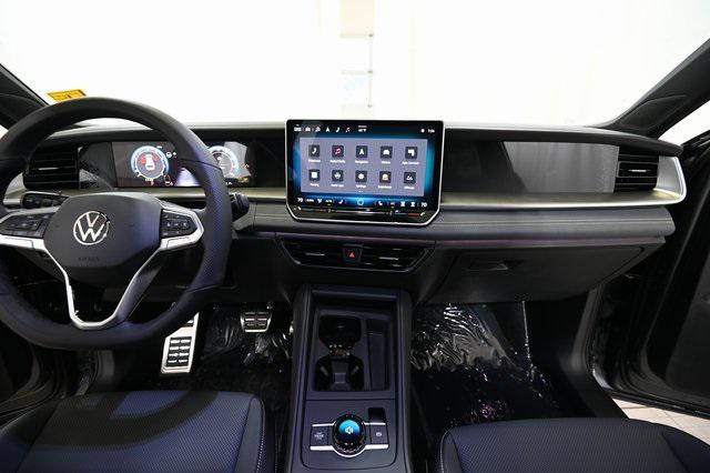 new 2025 Volkswagen Tiguan car, priced at $37,438