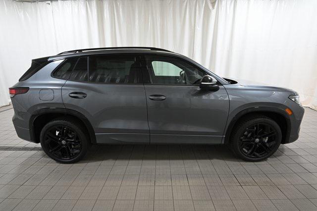 new 2025 Volkswagen Tiguan car, priced at $37,438