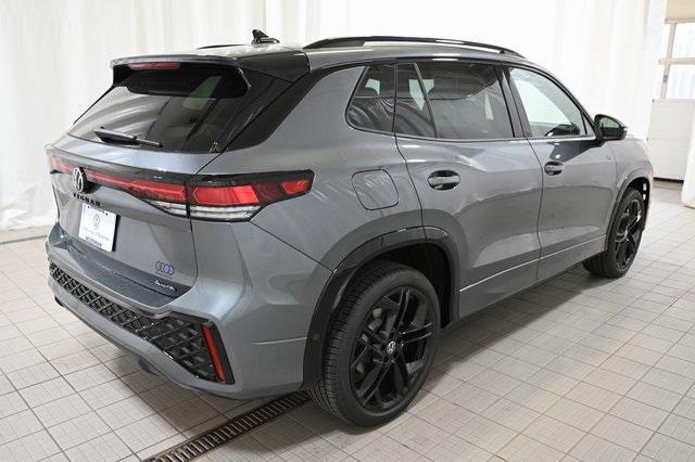 new 2025 Volkswagen Tiguan car, priced at $37,438