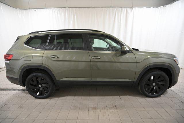 new 2025 Volkswagen Atlas car, priced at $43,962