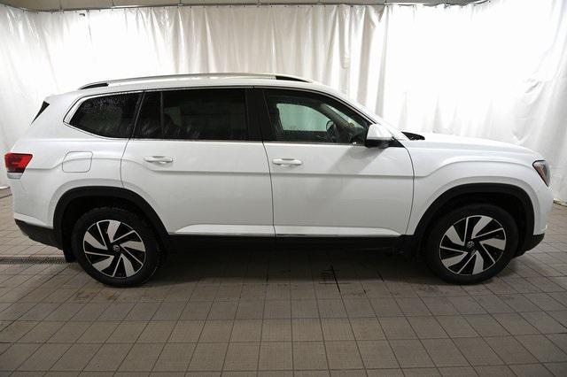 new 2025 Volkswagen Atlas car, priced at $50,516