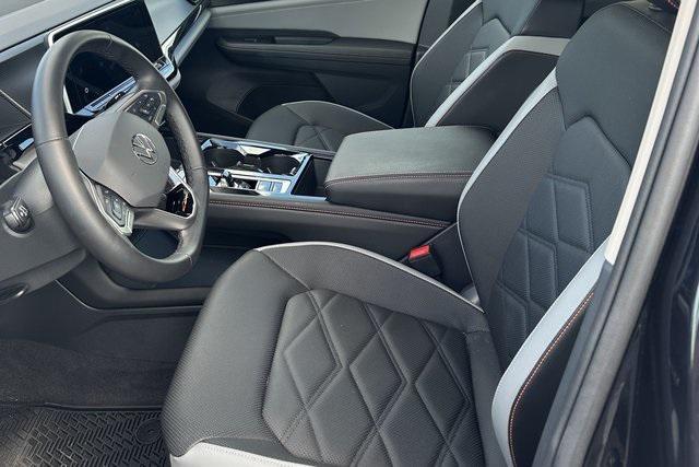 used 2024 Volkswagen Atlas car, priced at $42,990