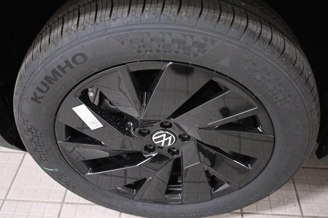 new 2026 Volkswagen Atlas car, priced at $46,632