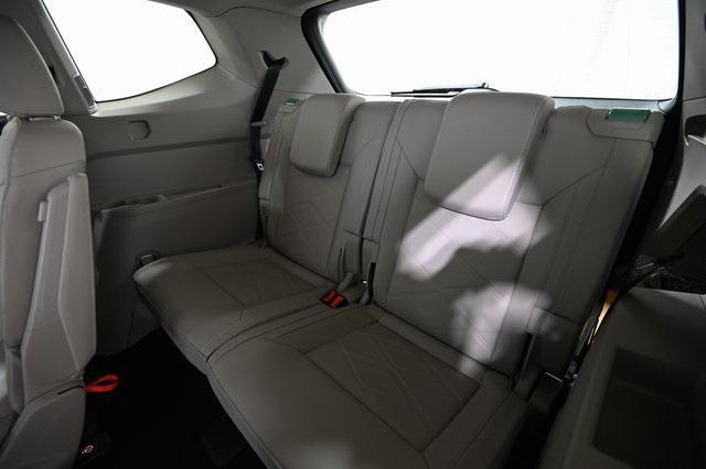 new 2026 Volkswagen Atlas car, priced at $46,632