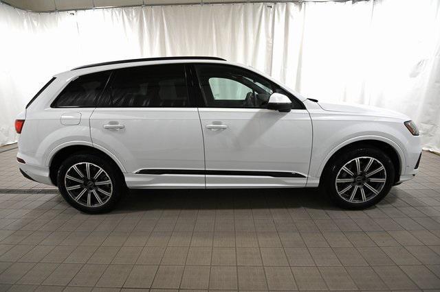 used 2024 Audi Q7 car, priced at $61,990