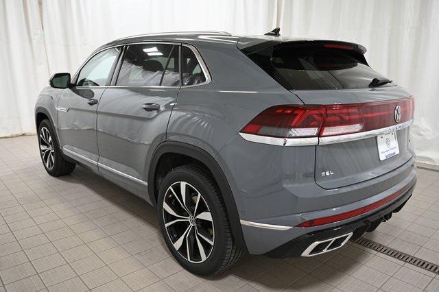 new 2024 Volkswagen Atlas Cross Sport car, priced at $50,053