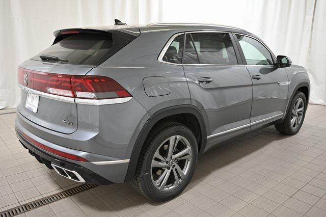 new 2024 Volkswagen Atlas Cross Sport car, priced at $45,301