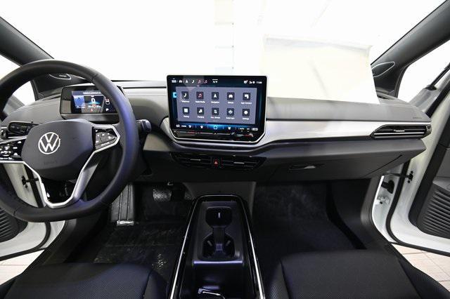 new 2025 Volkswagen ID.4 car, priced at $53,857