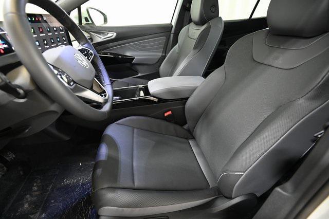 new 2025 Volkswagen ID.4 car, priced at $53,857
