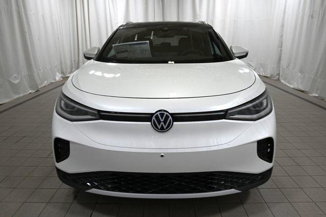 new 2025 Volkswagen ID.4 car, priced at $53,857