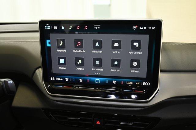 new 2025 Volkswagen ID.4 car, priced at $53,857