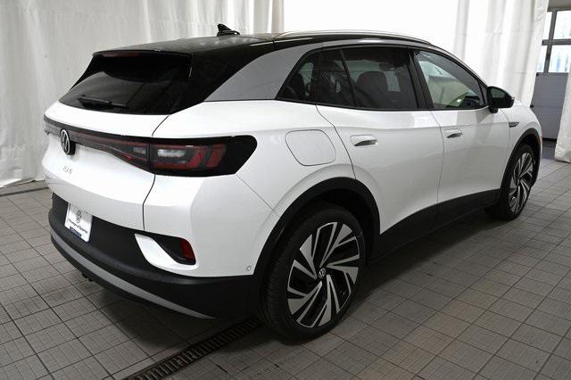 new 2025 Volkswagen ID.4 car, priced at $53,857