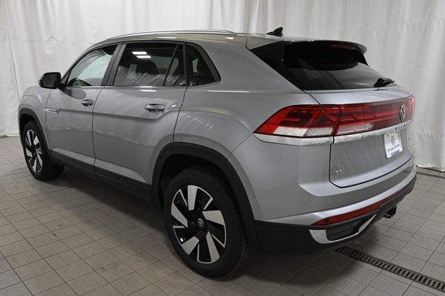 new 2024 Volkswagen Atlas Cross Sport car, priced at $40,548