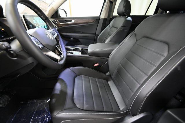 new 2026 Volkswagen Atlas car, priced at $49,092