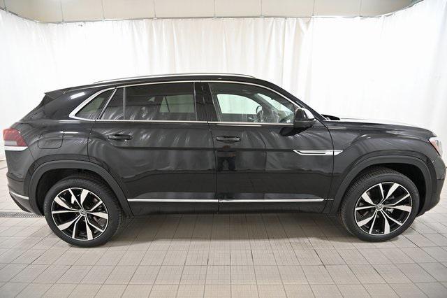 new 2025 Volkswagen Atlas Cross Sport car, priced at $53,047