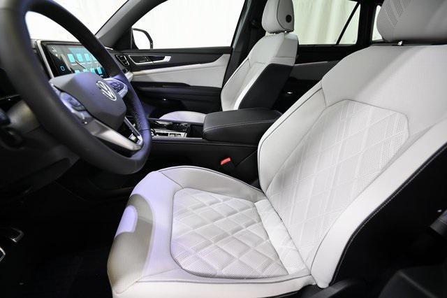 new 2026 Volkswagen Atlas Cross Sport car, priced at $55,773