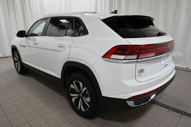 new 2024 Volkswagen Atlas Cross Sport car, priced at $37,020