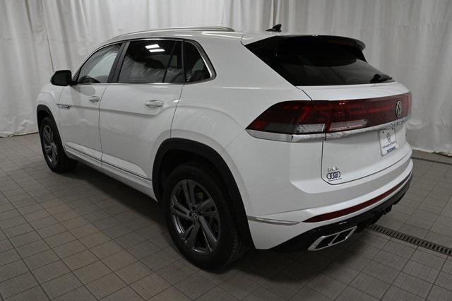 new 2024 Volkswagen Atlas Cross Sport car, priced at $45,998