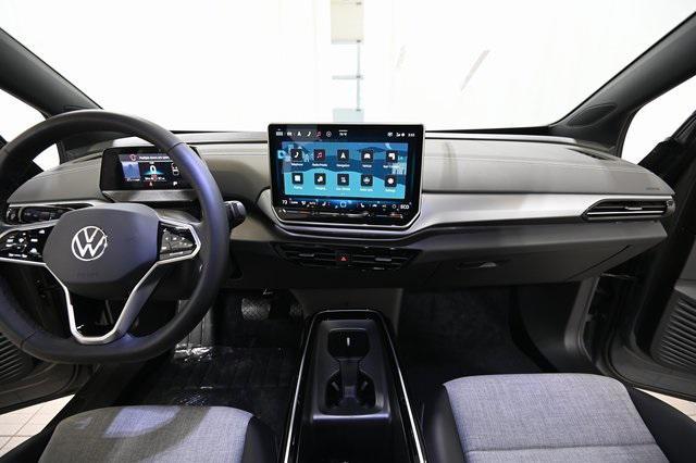 new 2025 Volkswagen ID.4 car, priced at $44,751
