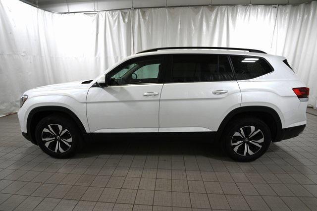 new 2026 Volkswagen Atlas car, priced at $41,393