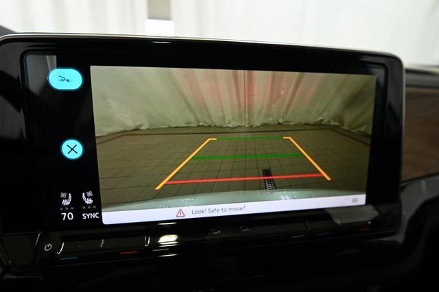 new 2026 Volkswagen Atlas car, priced at $41,393