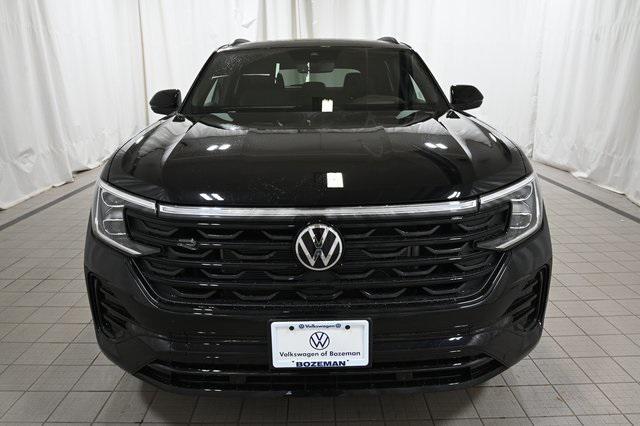 new 2026 Volkswagen Atlas Cross Sport car, priced at $52,652