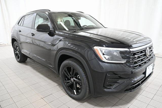 new 2026 Volkswagen Atlas Cross Sport car, priced at $52,652