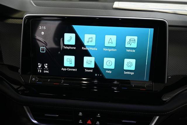 new 2026 Volkswagen Atlas Cross Sport car, priced at $52,652