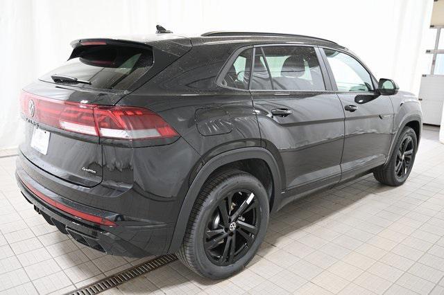 new 2026 Volkswagen Atlas Cross Sport car, priced at $52,652
