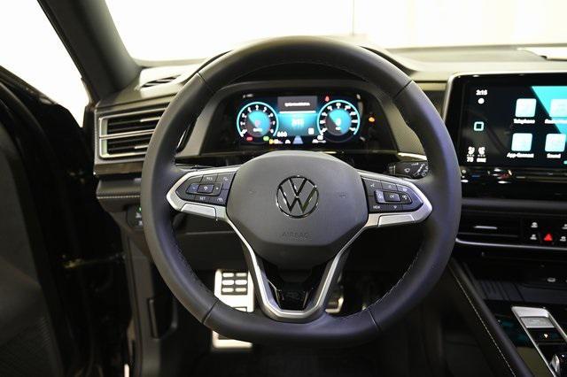 new 2026 Volkswagen Atlas Cross Sport car, priced at $52,652