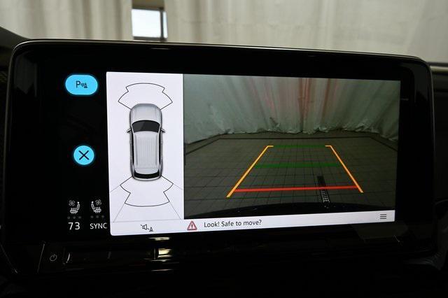 new 2026 Volkswagen Atlas Cross Sport car, priced at $52,652