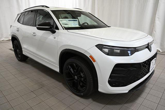 new 2025 Volkswagen Tiguan car, priced at $39,941