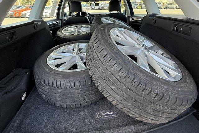 used 2017 Volkswagen Golf Alltrack car, priced at $18,990