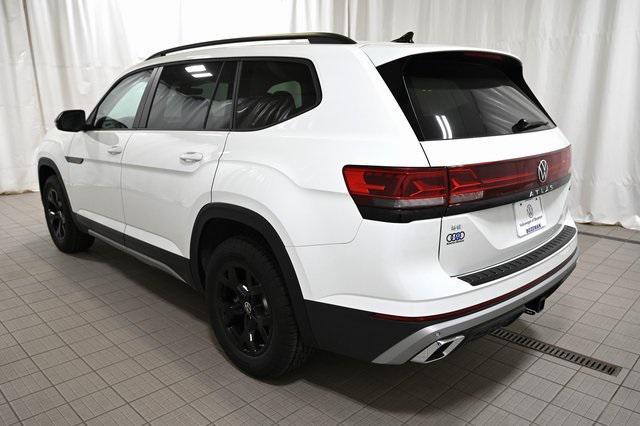 new 2024 Volkswagen Atlas car, priced at $43,650