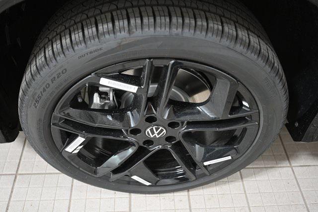 new 2026 Volkswagen Tiguan car, priced at $40,605