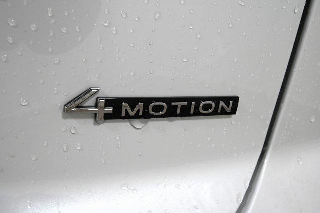 new 2025 Volkswagen Atlas Cross Sport car, priced at $46,505