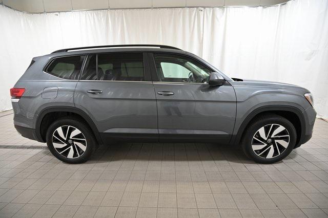 new 2024 Volkswagen Atlas car, priced at $41,172