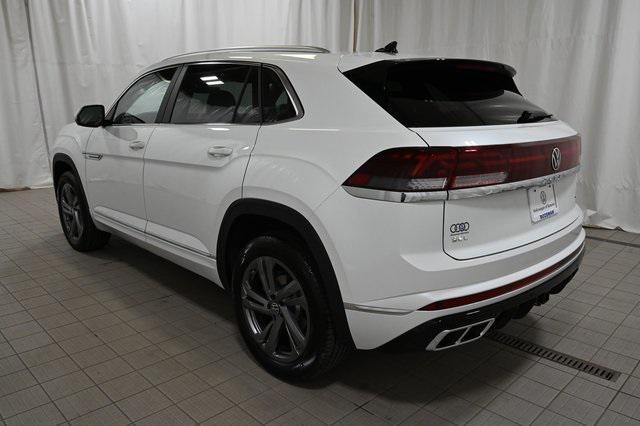 new 2024 Volkswagen Atlas Cross Sport car, priced at $45,998