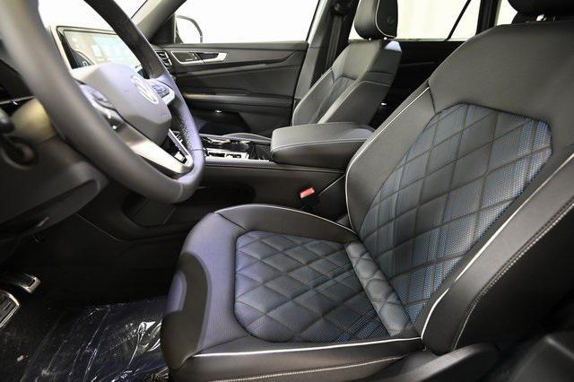 new 2026 Volkswagen Atlas Cross Sport car, priced at $55,601