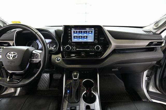 used 2021 Toyota Highlander car, priced at $33,990